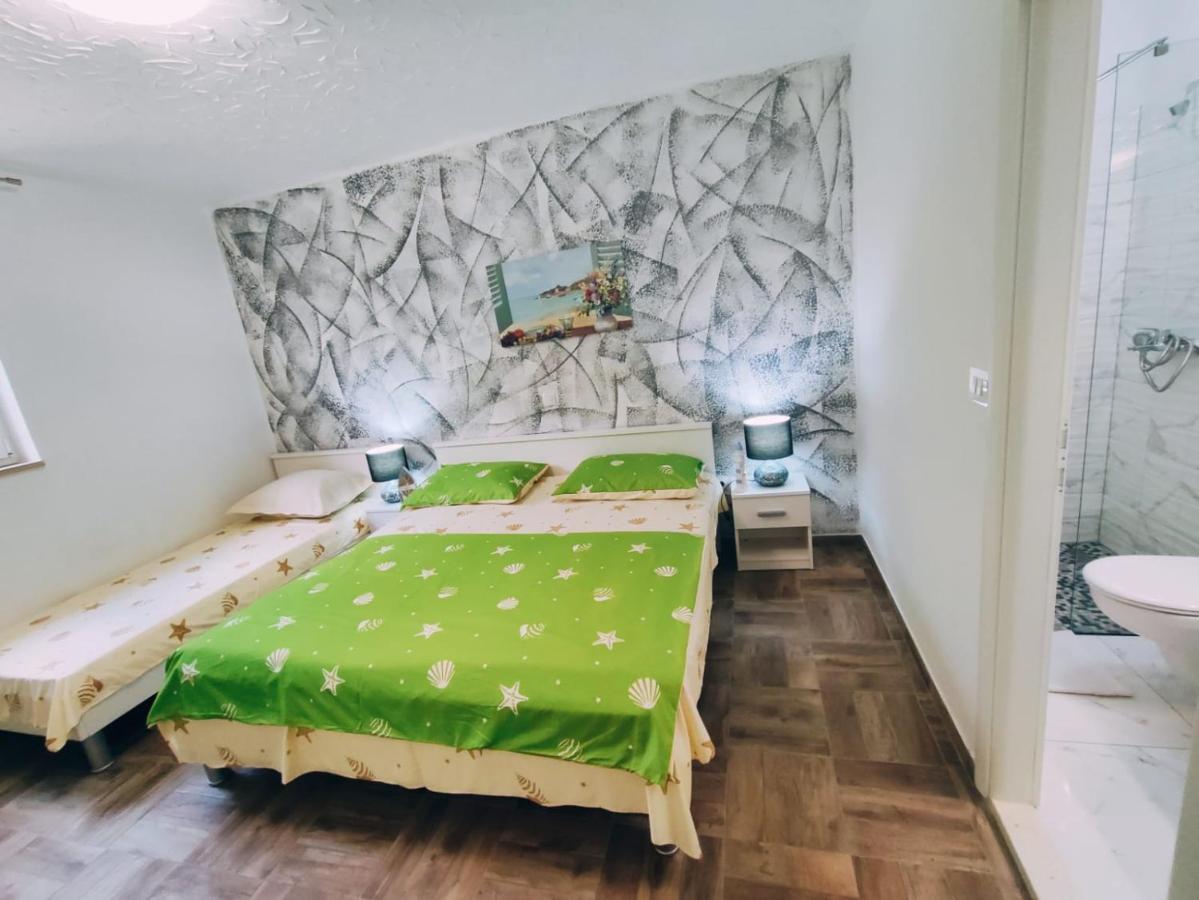 Apartmani Nada Mustapic Brela Kültér fotó