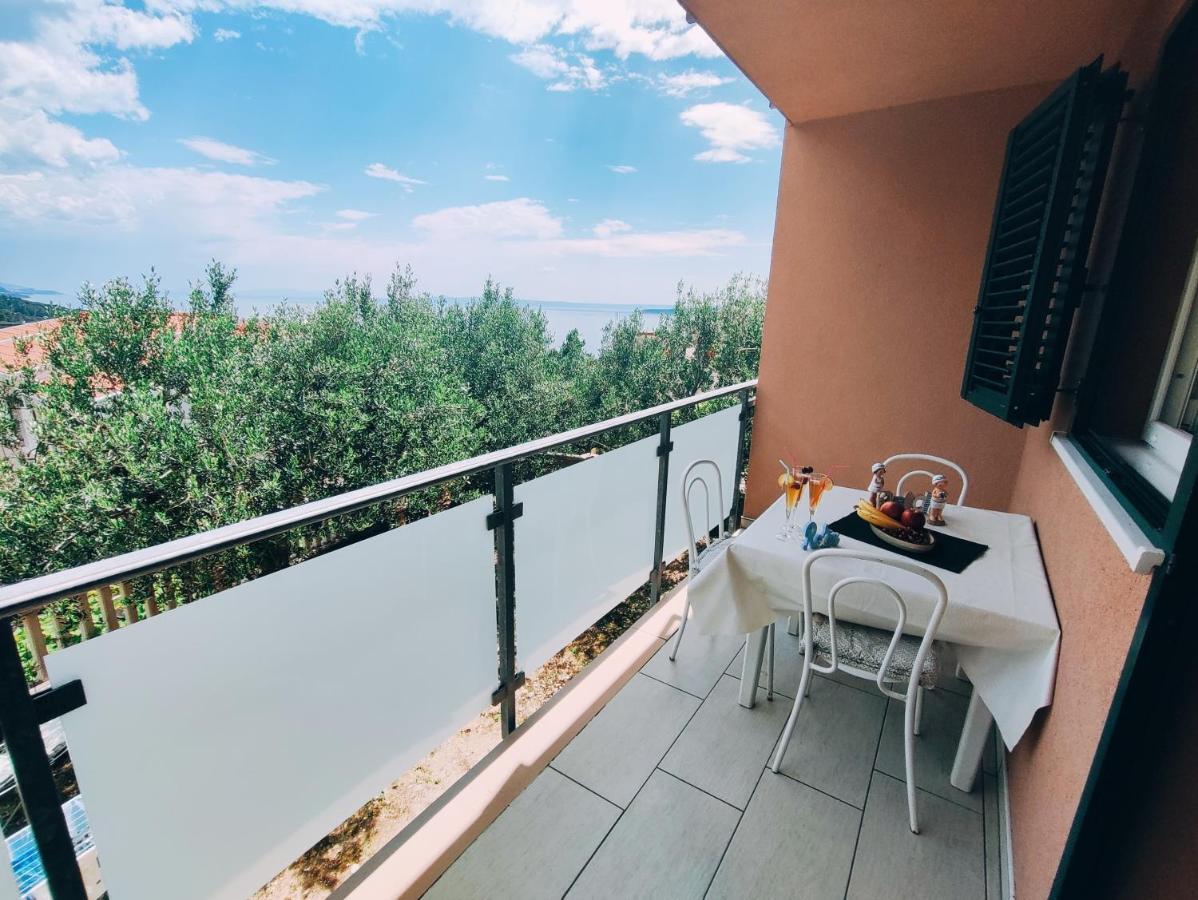 Apartmani Nada Mustapic Brela Kültér fotó